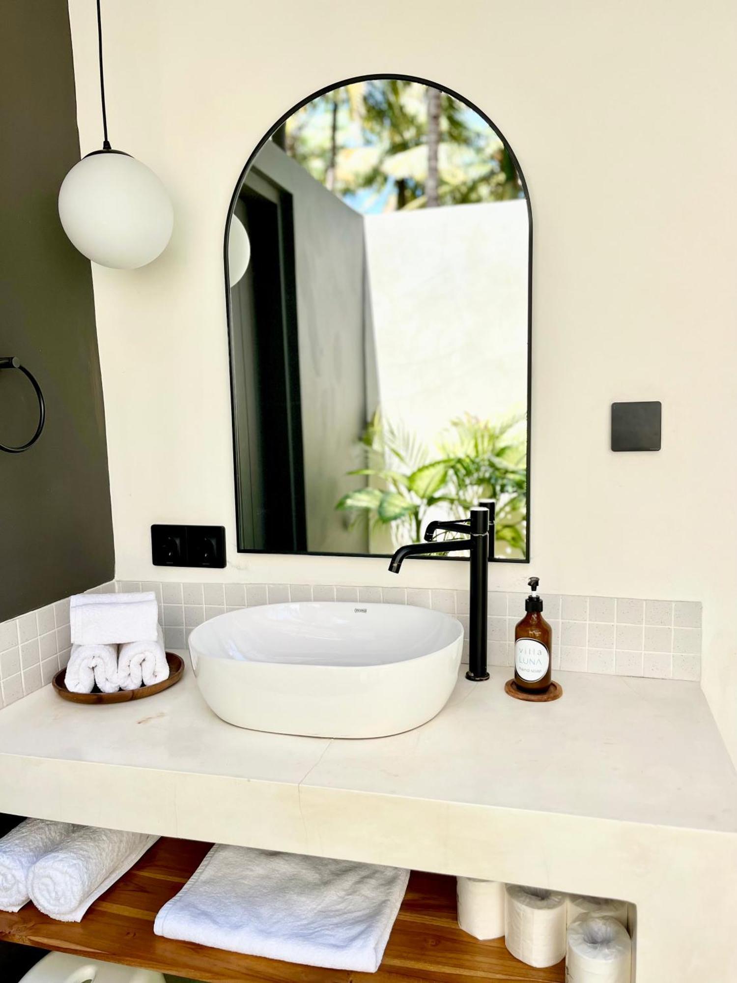 Villa Luna - Gili Air Luaran gambar